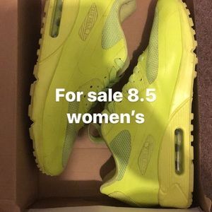 Air max 95 women’s 8.5